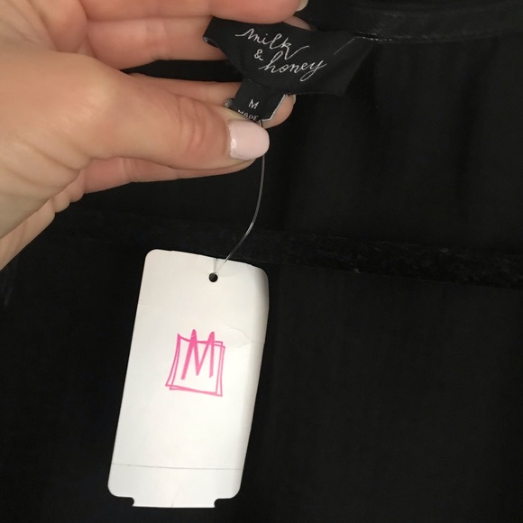 NWT M SATIN TIE UP BLOUSE - Picture 2 of 5